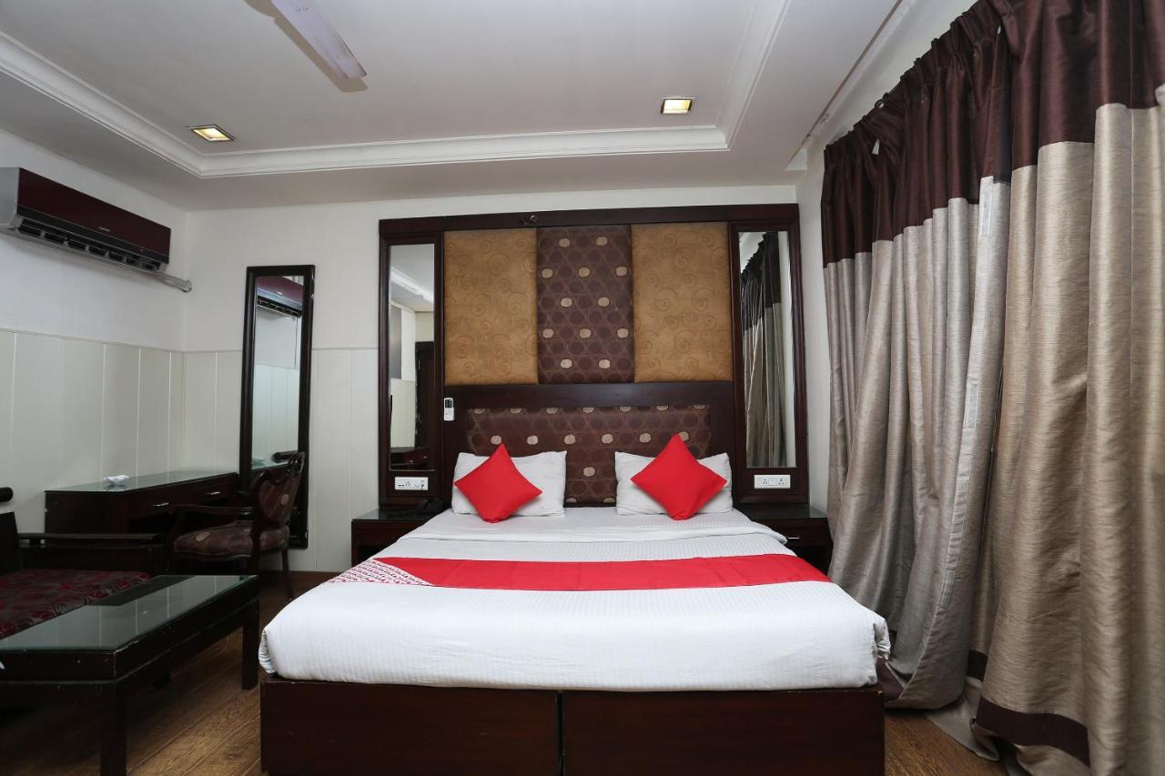 Oyo 6845 The Grand Hotel Neu-Delhi Exterior foto